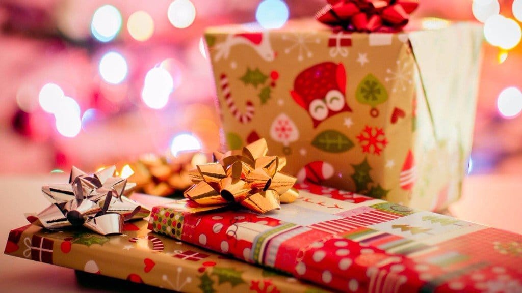 Gift Tips for a Fun and Safe Holiday Season